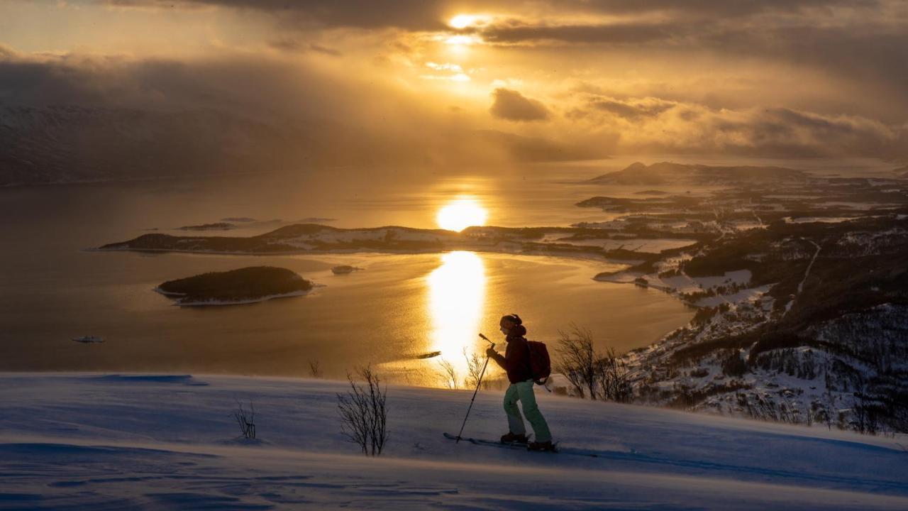 House In The Heart Of The Lyngen Alps With Best View Villa Lyngseidet Eksteriør billede