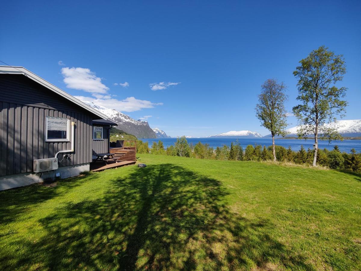 House In The Heart Of The Lyngen Alps With Best View Villa Lyngseidet Eksteriør billede