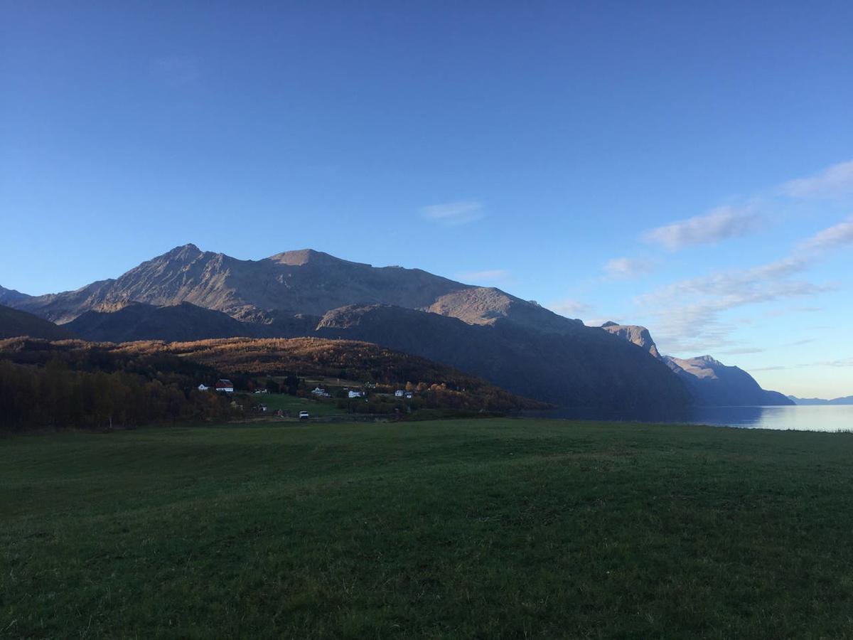 House In The Heart Of The Lyngen Alps With Best View Villa Lyngseidet Eksteriør billede