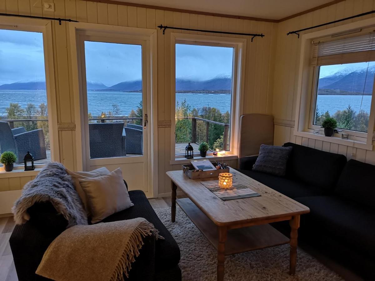 House In The Heart Of The Lyngen Alps With Best View Villa Lyngseidet Eksteriør billede